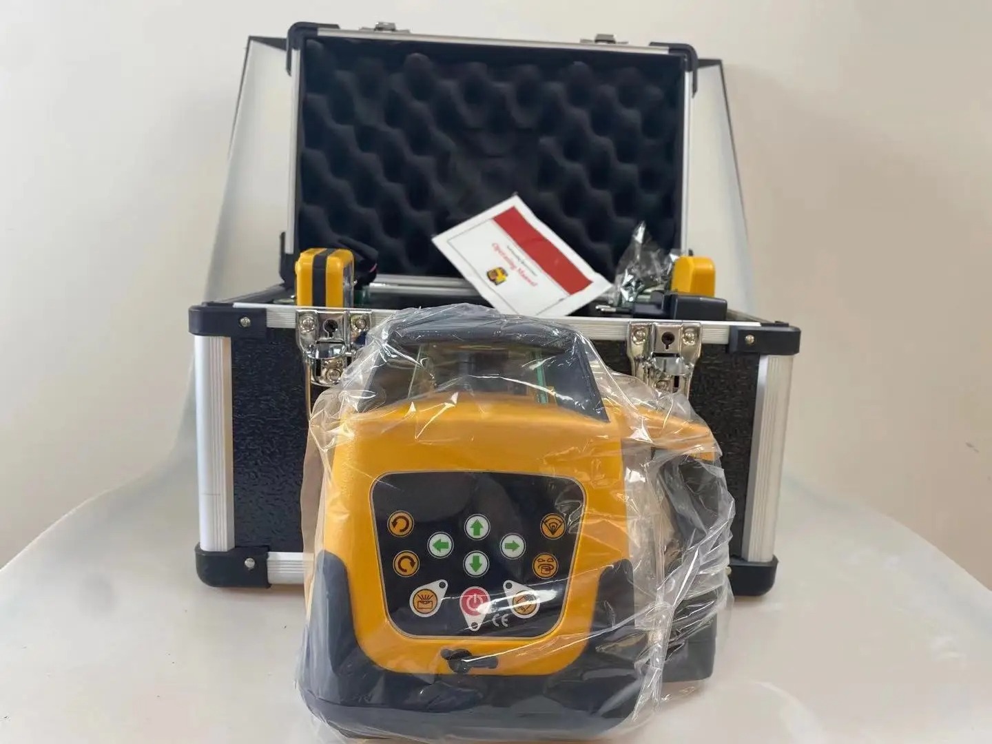 高精度自動電子セルフレベリング360度回転レーザー3Dグリー - Rotary Laser Level 500M Range のレビューと価格